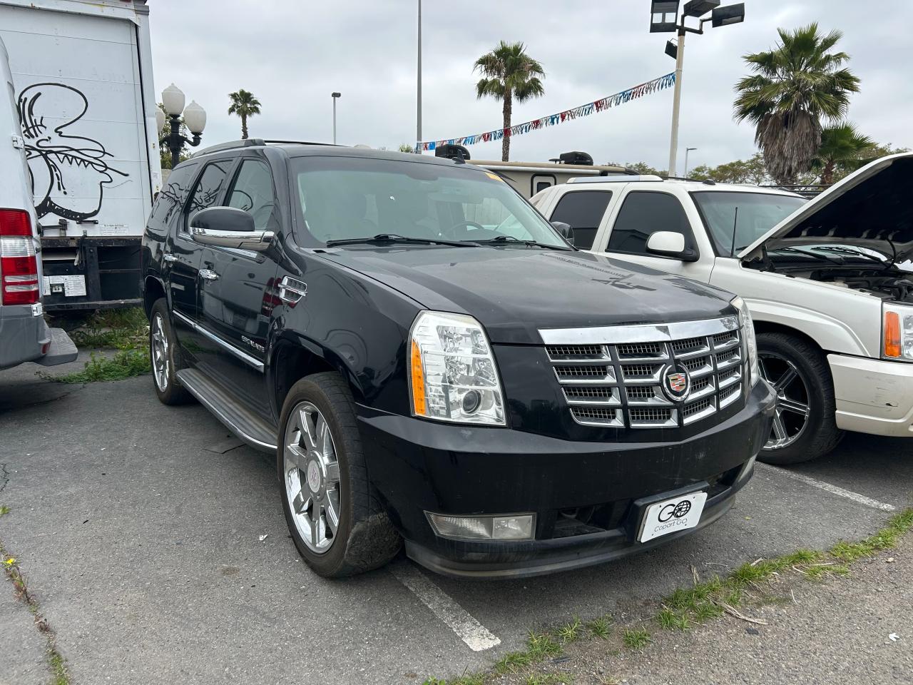 2013 Cadillac Escalade Luxury zu verkaufen in Rancho Cucamonga, CA - Minor Dent/Scratches