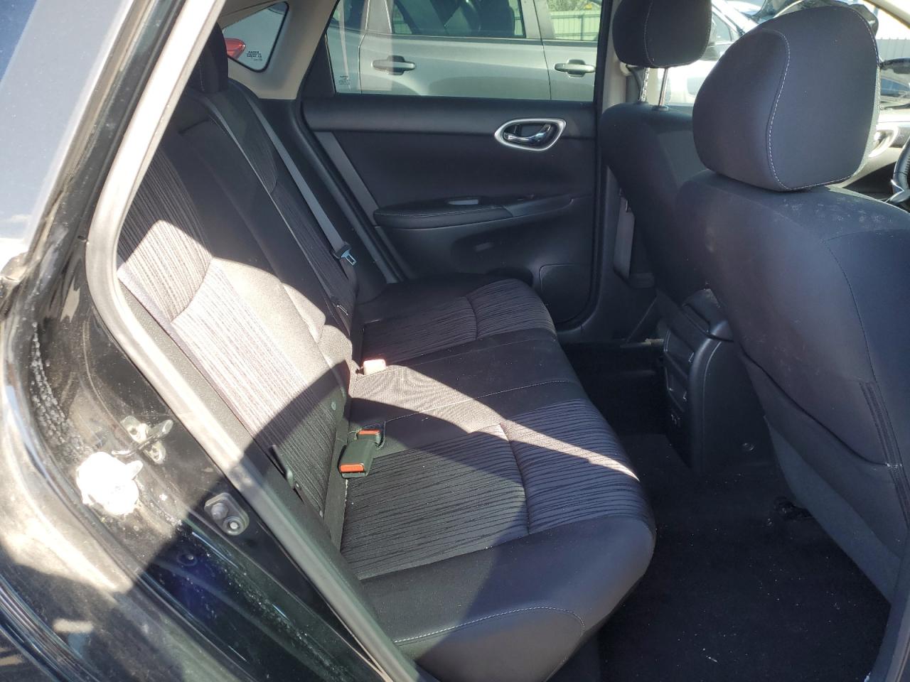 3N1AB7AP2KY279532 NISSAN SENTRA 2019