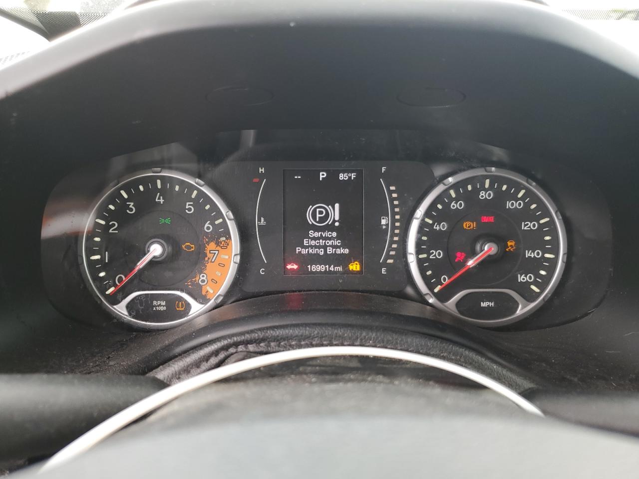 2015 Jeep Renegade Latitude VIN: ZACCJABT4FPB94039 Lot: 55225915