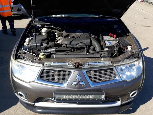 2013 MITSUBISHI L200 BARBA