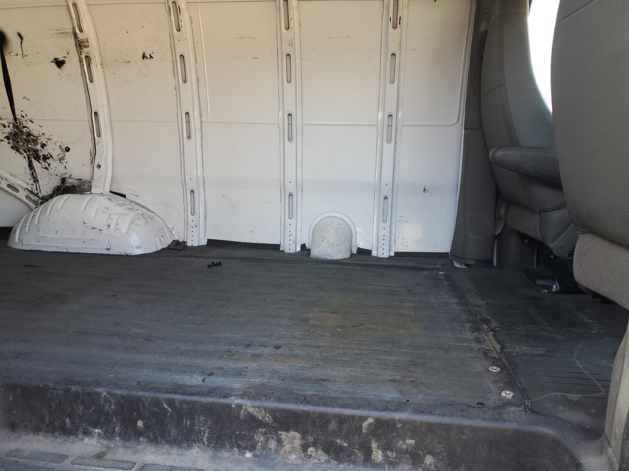 2011 Chevrolet Express G2500 VIN: 1GCWGFBA5B1173914 Lot: 55336725