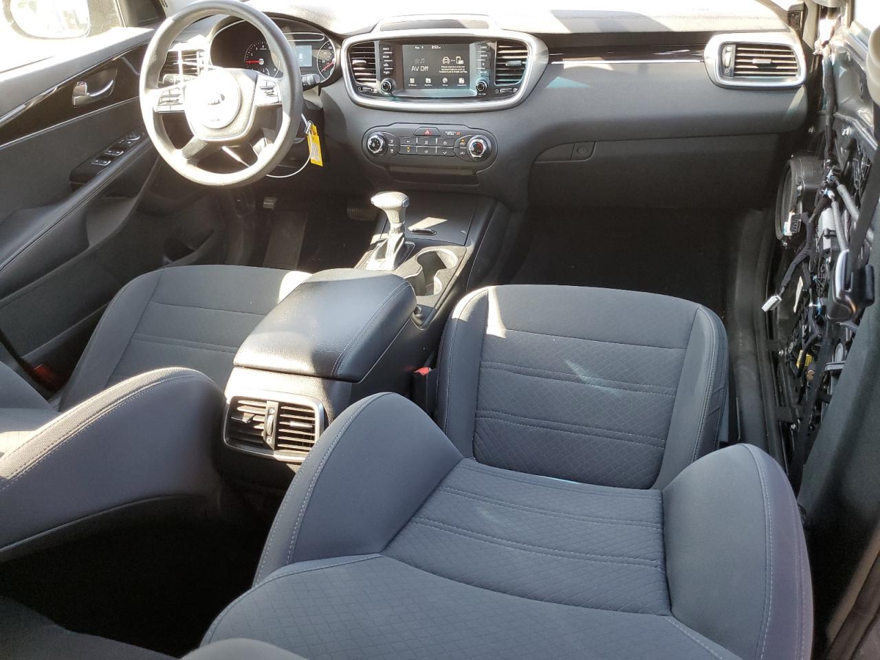 5XYPG4A3XKG517958 KIA SORENTO 2019