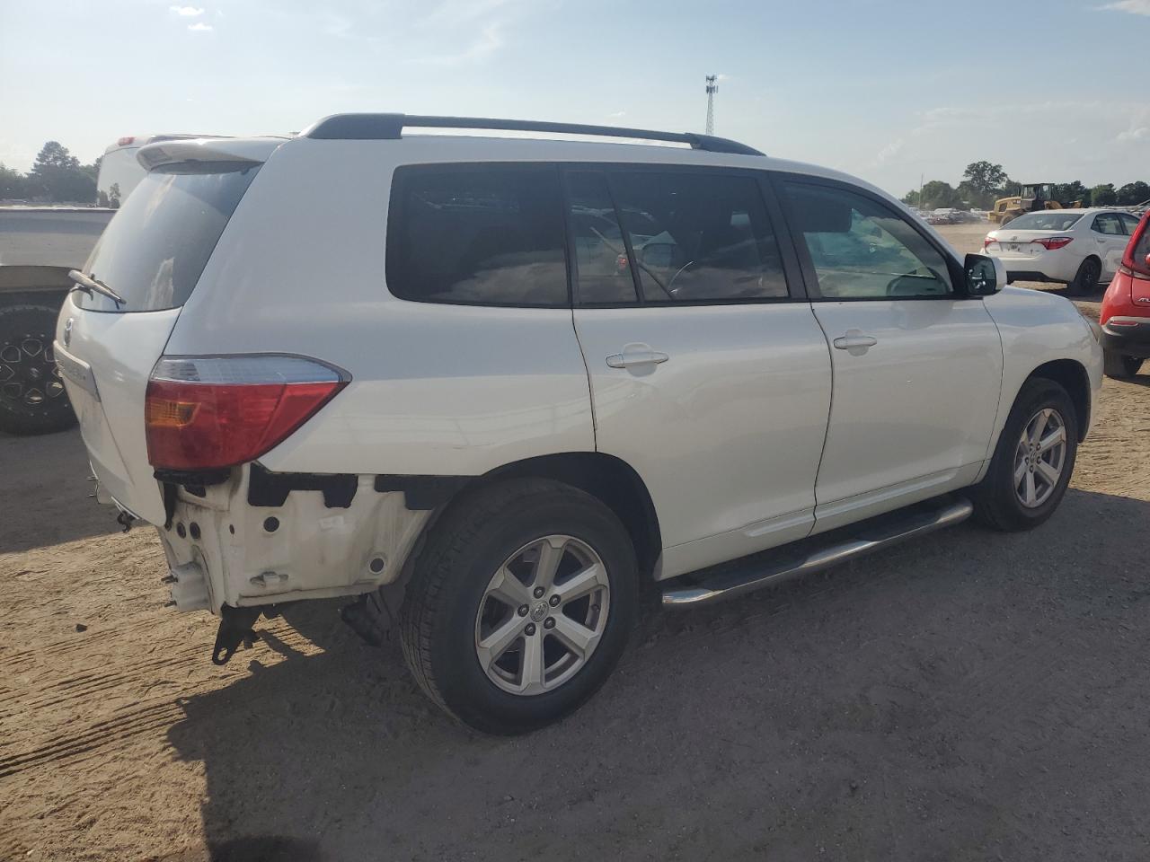 TOYOTA HIGHLANDER 2010 VIN 5TDKK3EH9AS018966 photo 3