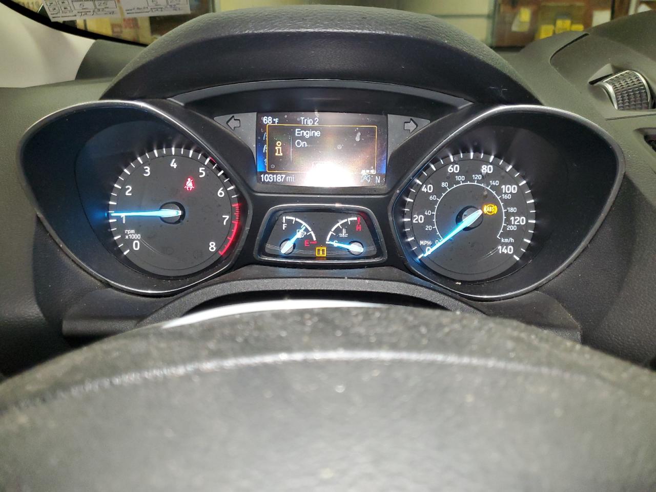 1FMCU9G95HUB27563 FORD ESCAPE 2017