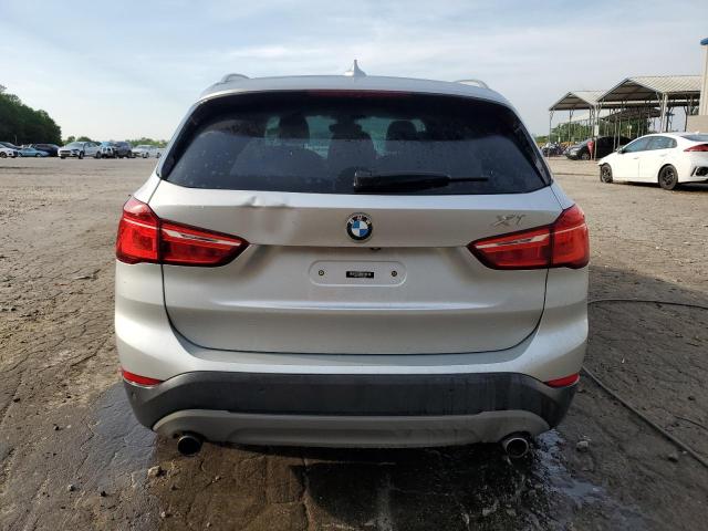  BMW X1 2017 Srebrny