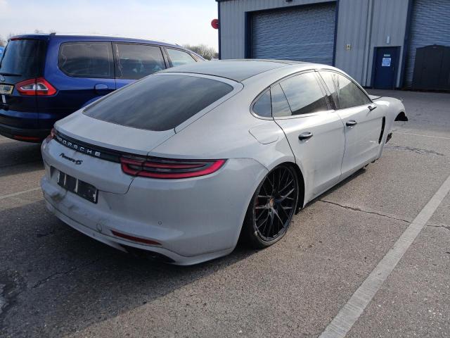 2017 PORSCHE PANAMERA 4