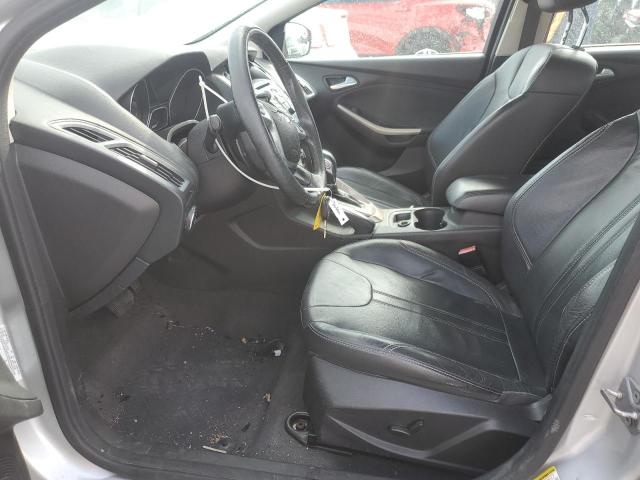  FORD FOCUS 2012 Серебристый