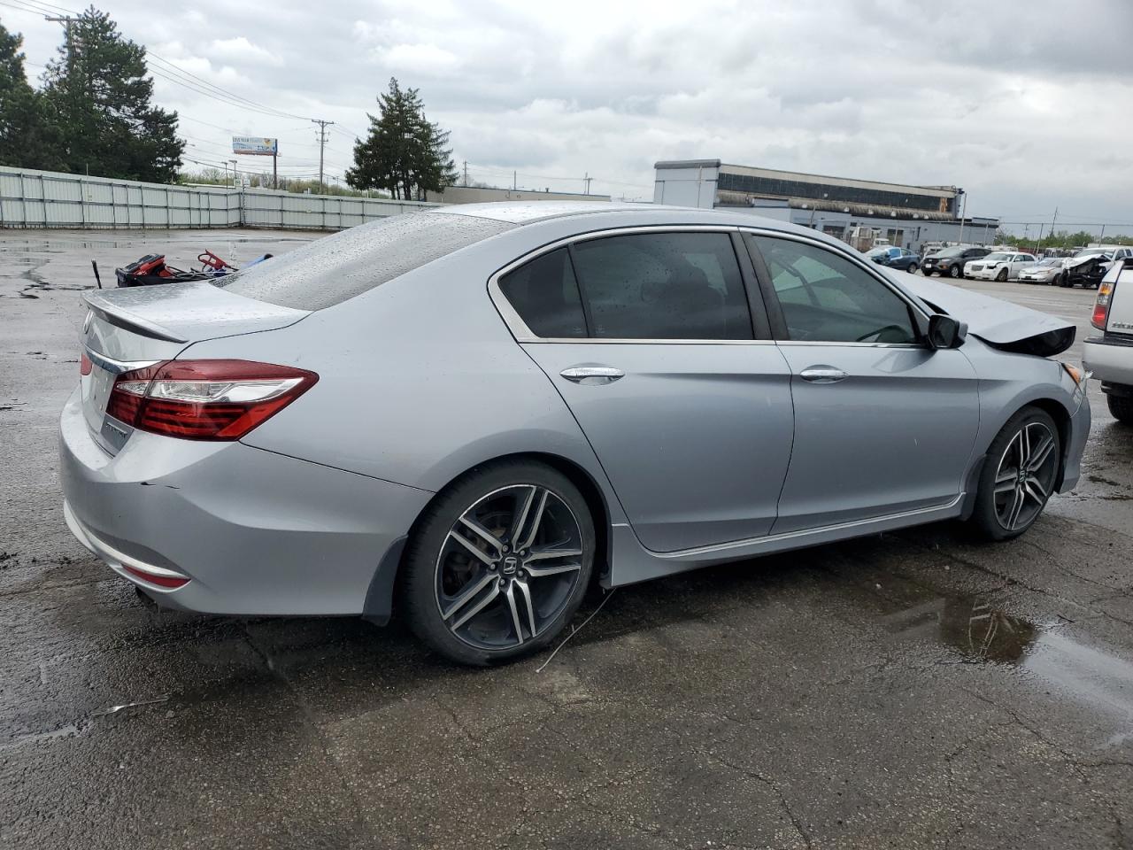 1HGCR2F54HA032927 HONDA ACCORD 2017