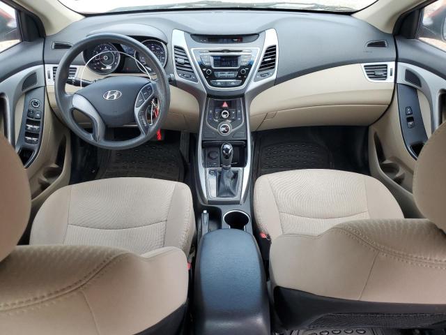  HYUNDAI ELANTRA 2016 Красный