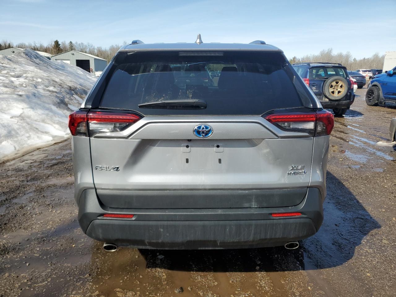 2T3RWRFV3PW184028 TOYOTA RAV4 2023