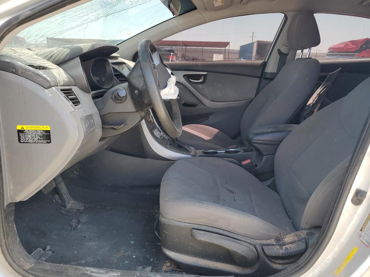 2016 Hyundai Elantra - Image 7