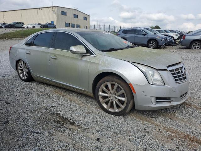 Sedans CADILLAC XTS 2014 Srebrny