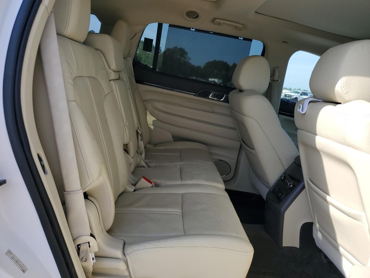 2017 Lincoln Mkt VIN: 2LMHJ5AT5HBL01167 Lot: 53826845
