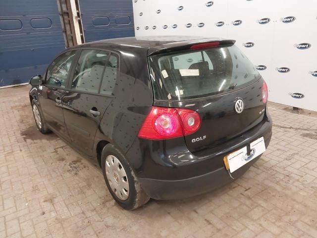2005 VOLKSWAGEN GOLF FSI S
