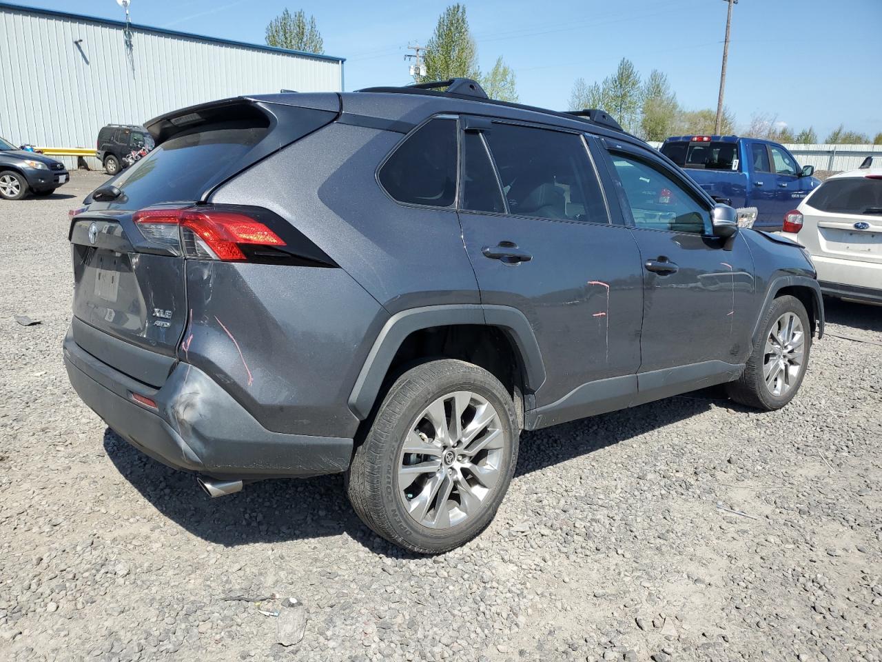 2T3A1RFV6MC237247 TOYOTA RAV4 2021