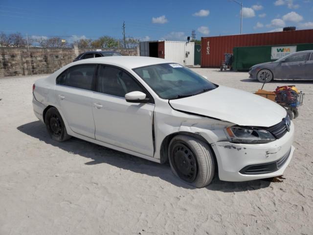  VOLKSWAGEN JETTA 2013 White