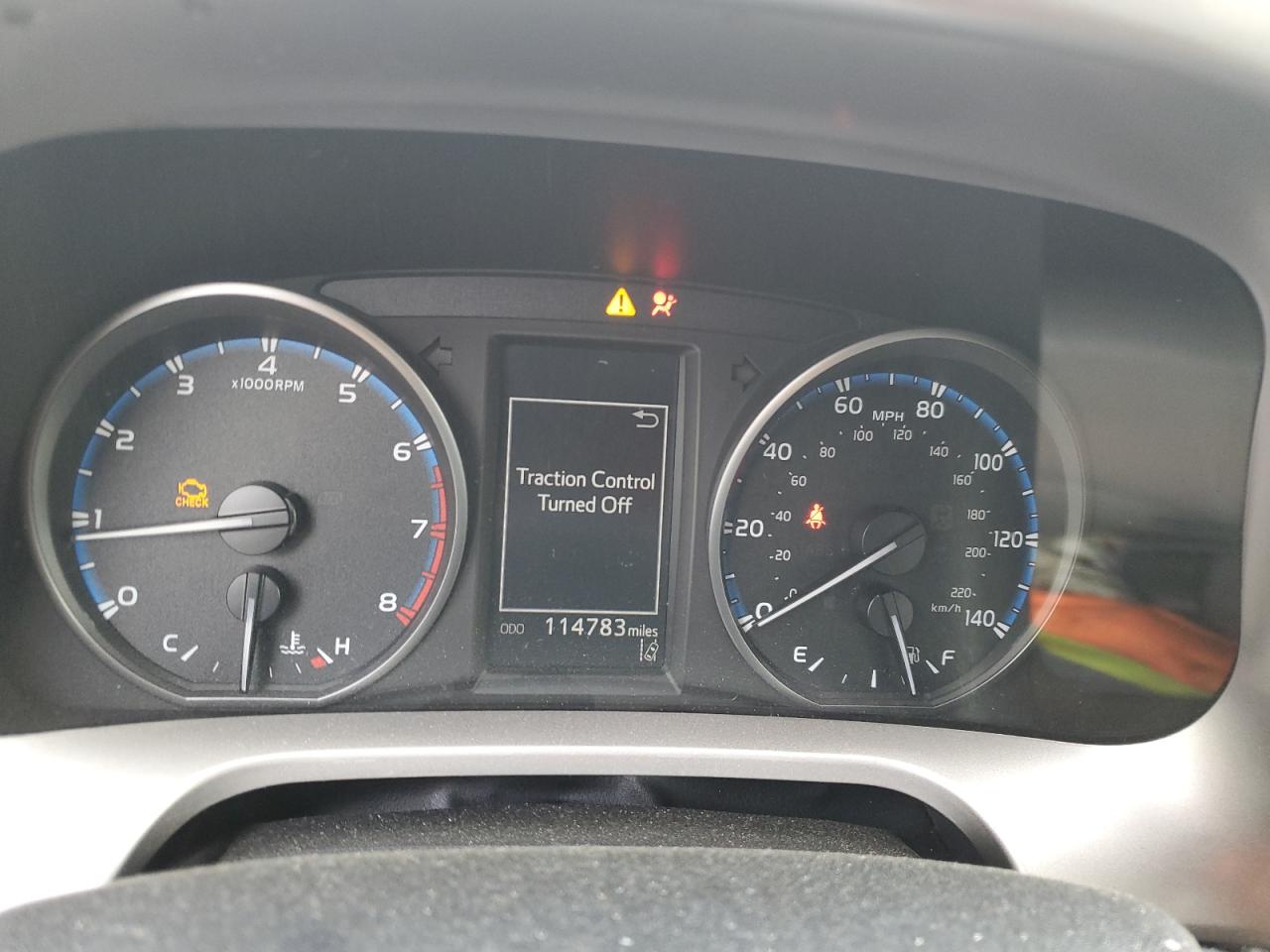JTMWFREV0JJ158593 TOYOTA RAV4 2018