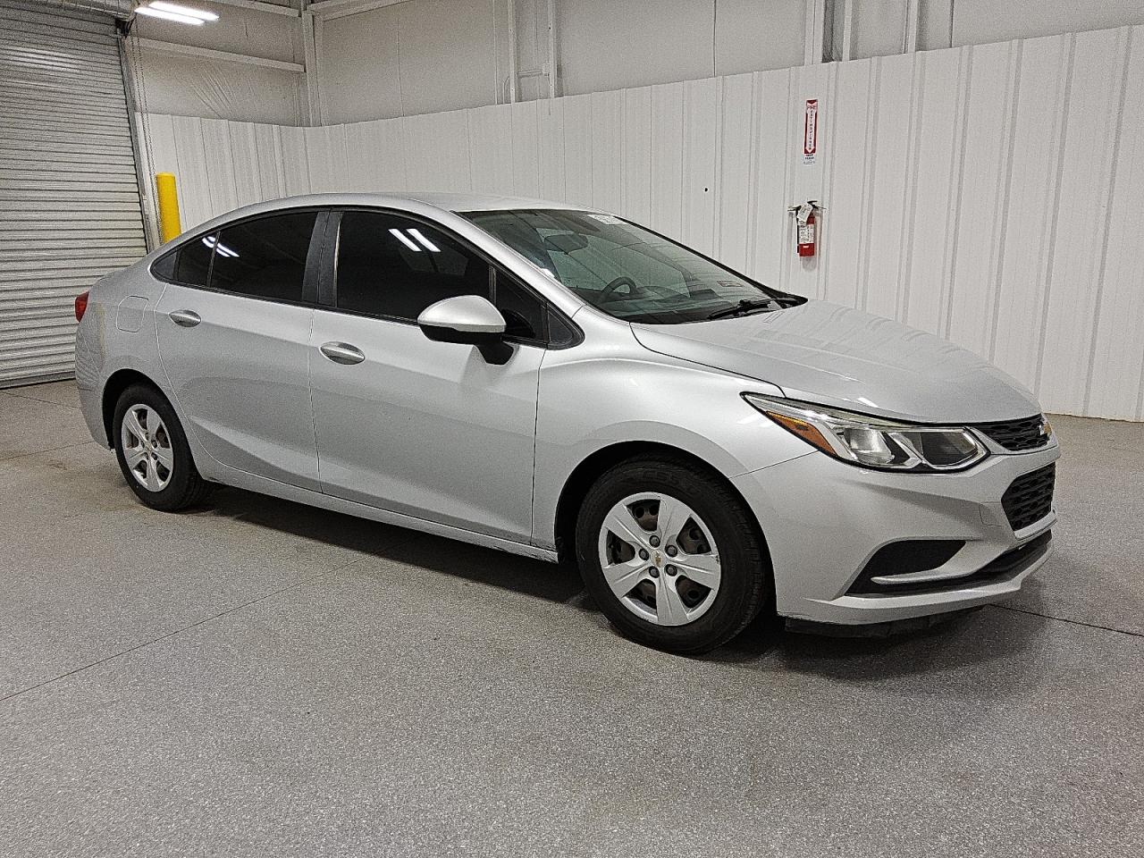 1G1BC5SMXH7131784 CHEVROLET CRUZE 2017