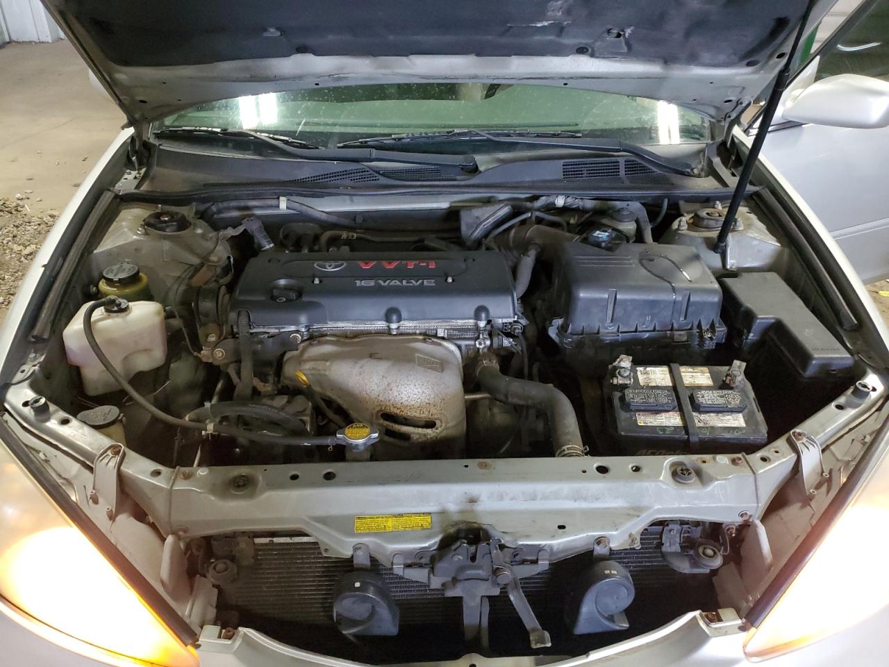 2002 Toyota Camry Le VIN: 4T1BE32K92U520831 Lot: 54828175