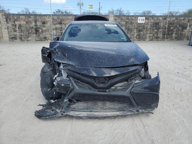  TOYOTA CAMRY 2022 Czarny