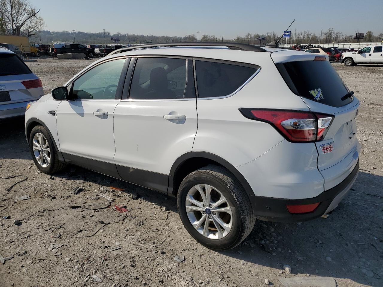 1FMCU0HD9JUD31688 FORD ESCAPE 2018