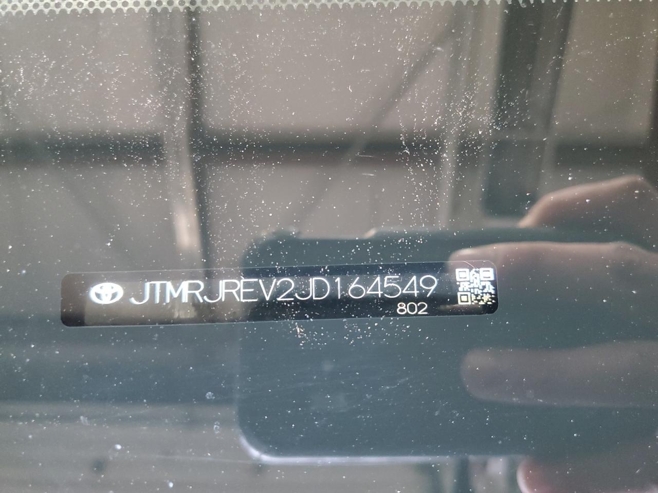 JTMRJREV2JD164549 TOYOTA RAV4 2018