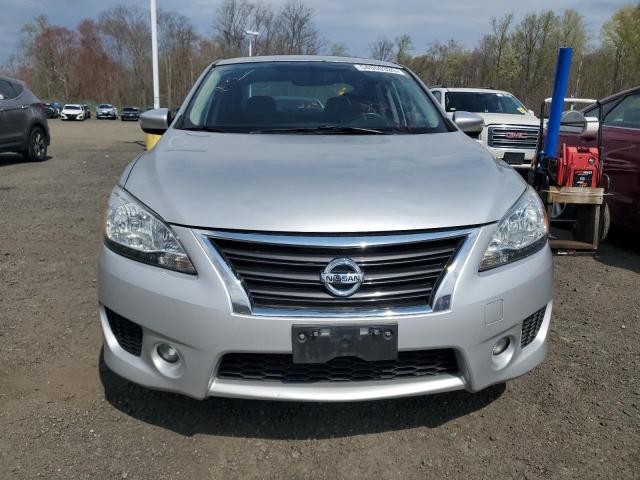 Седани NISSAN SENTRA 2015 Сріблястий
