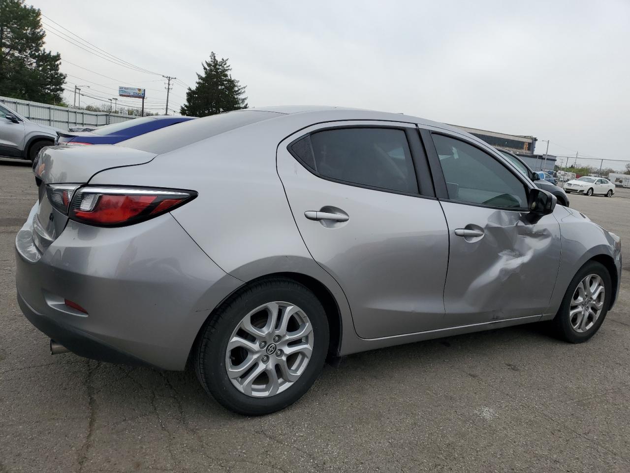 3MYDLBZV9GY109805 TOYOTA SCION 2016