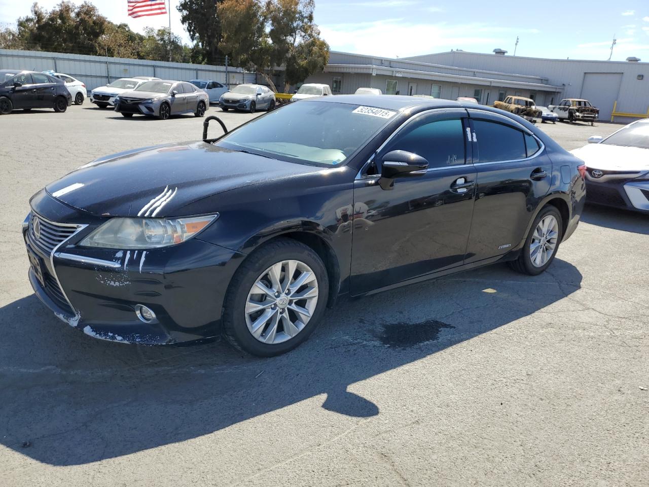 2015 Lexus Es 300H იყიდება Martinez-ში, CA - Vandalism