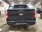 2010 Chevrolet Avalanche Ltz للبيع في Lansing، MI - Front End