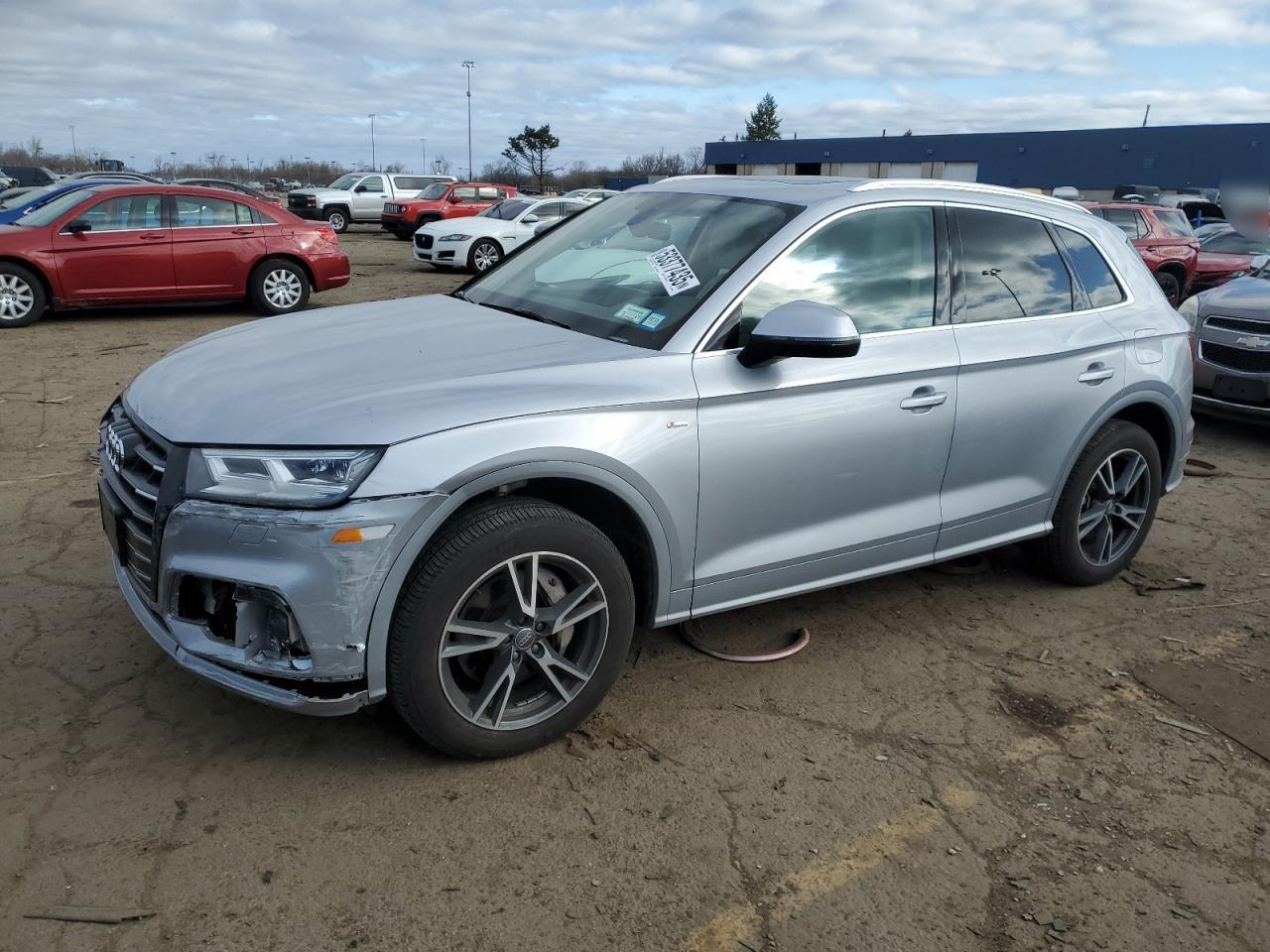 2020 Audi Q5 E Premium Plus for Sale in Woodhaven, MI - Front End