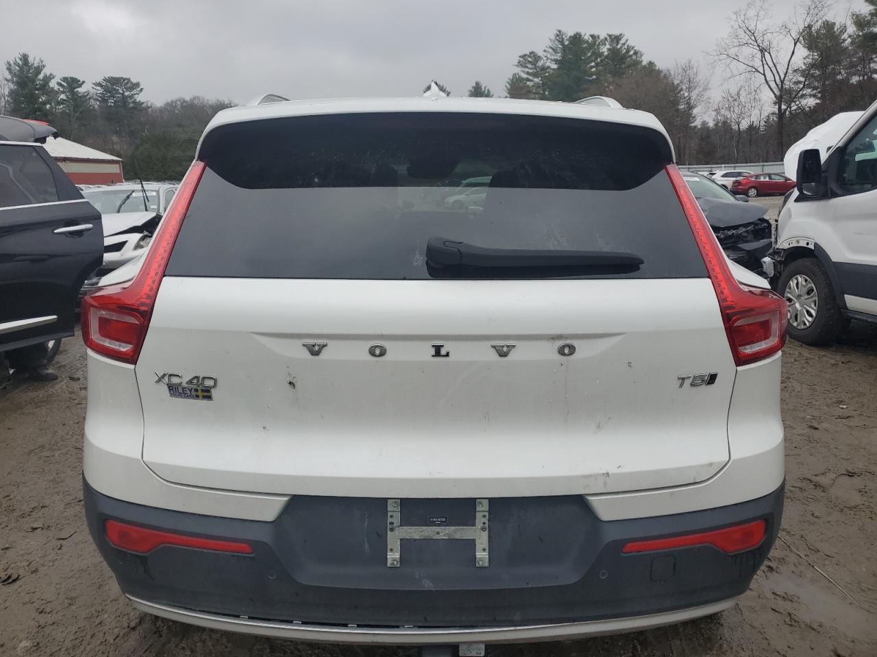 2022 Volvo Xc40 T5 Inscription VIN: YV4162UL3N2716788 Lot: 52907165