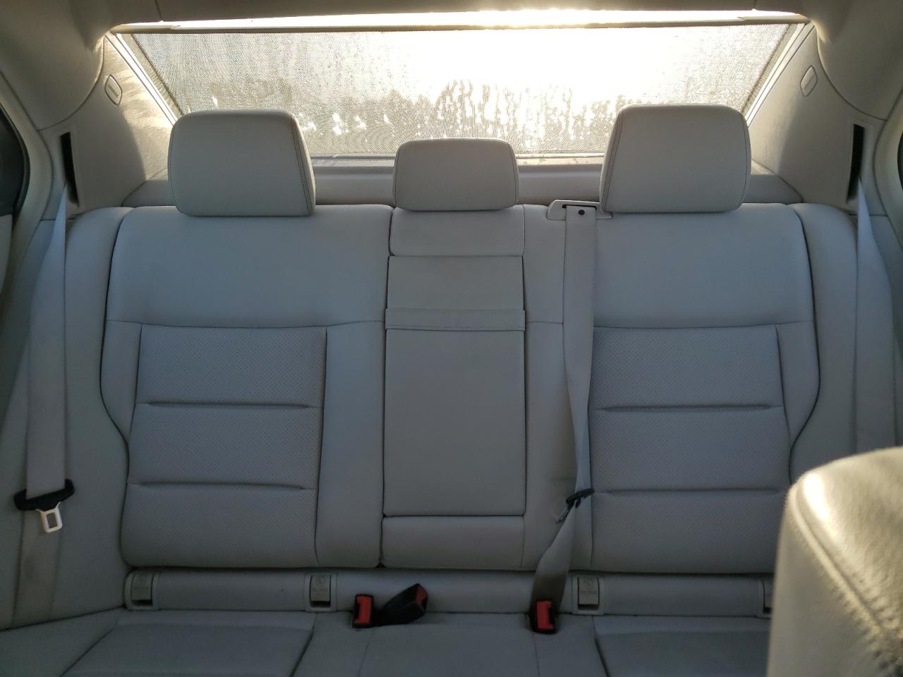 2014 Mercedes-Benz E 350 VIN: WDDHF5KB2EA974969 Lot: 52544485