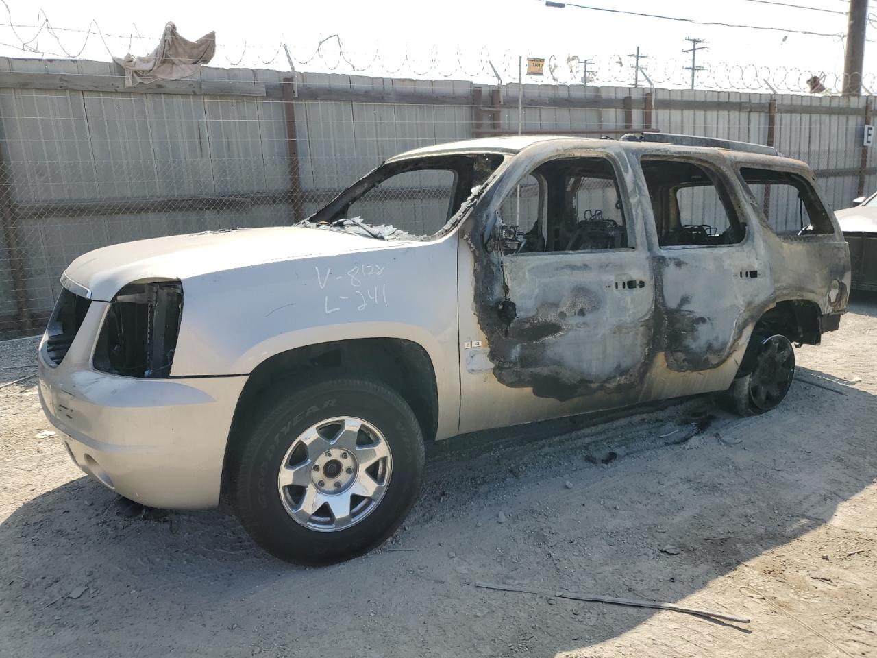 2007 Gmc Yukon Denali de vânzare în Los Angeles, CA - Burn