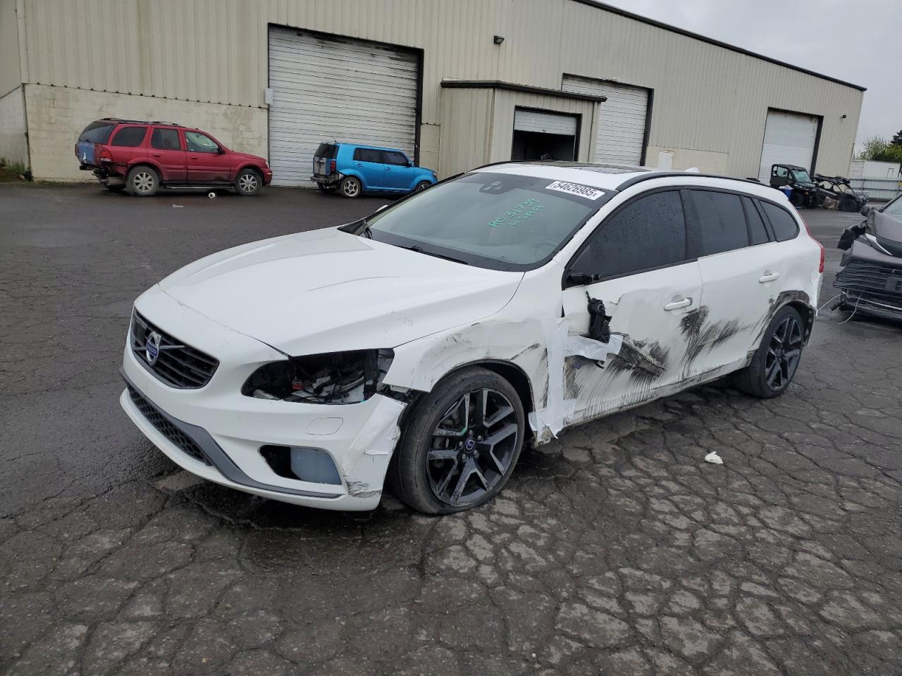 2018 Volvo V60 T5 Dynamic en Venta en Woodburn, OR - All Over