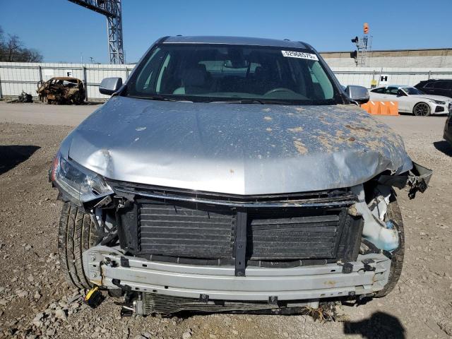  CHEVROLET TRAVERSE 2018 Silver