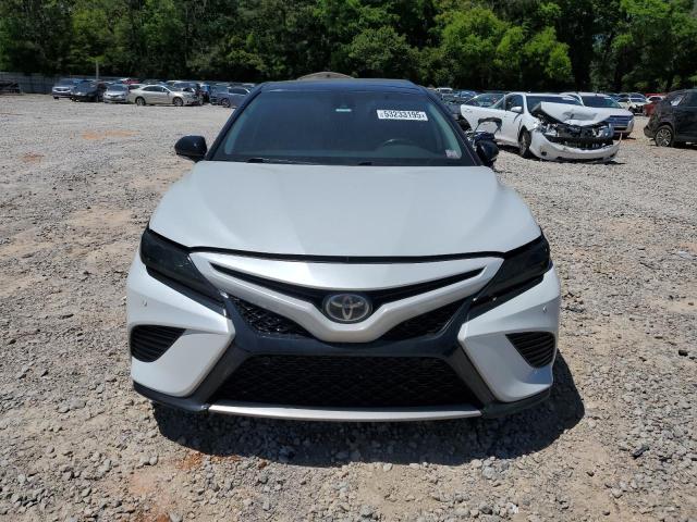  TOYOTA CAMRY 2018 Белый