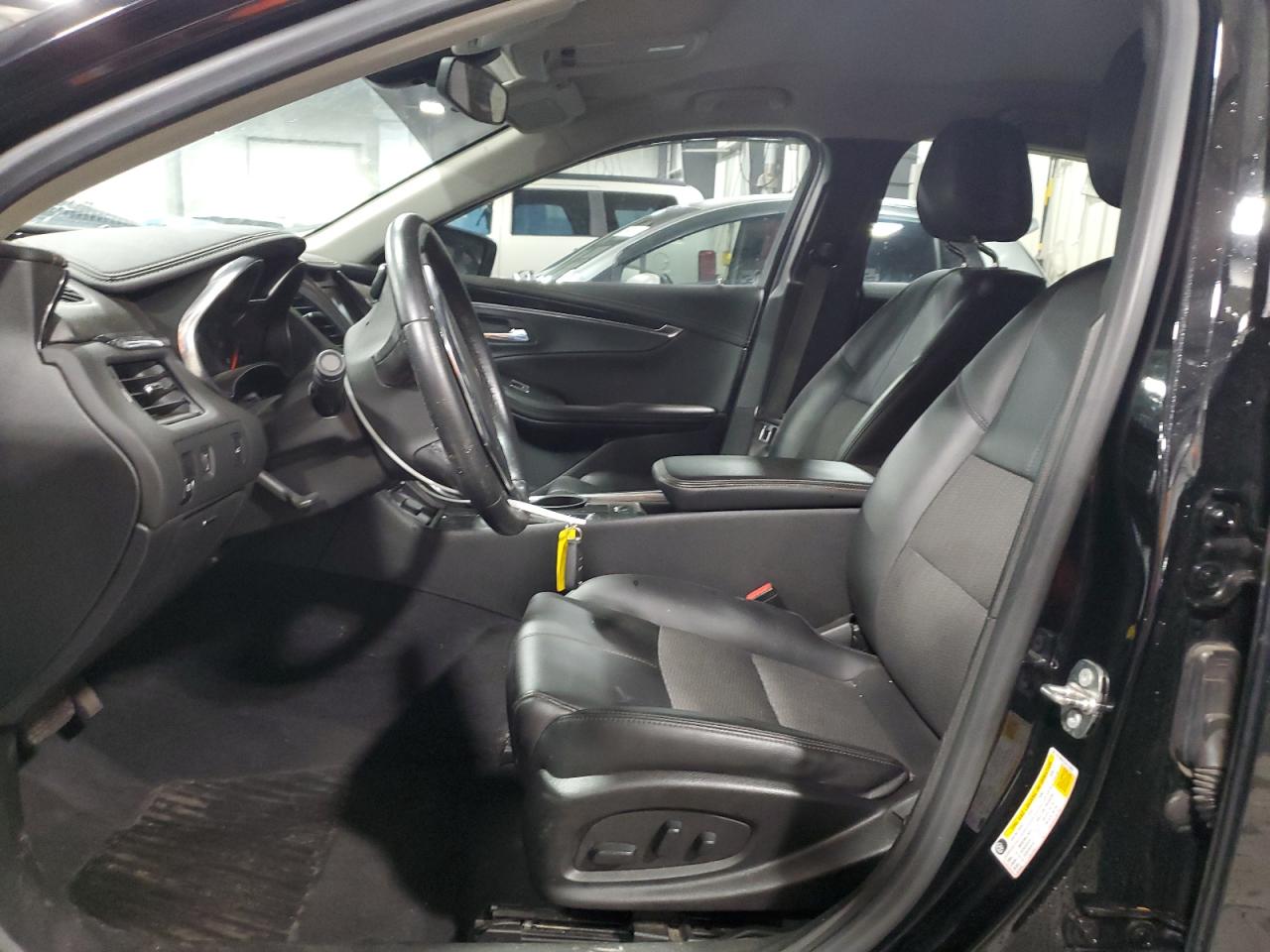 1G1105S37JU112354 CHEVROLET IMPALA 2018