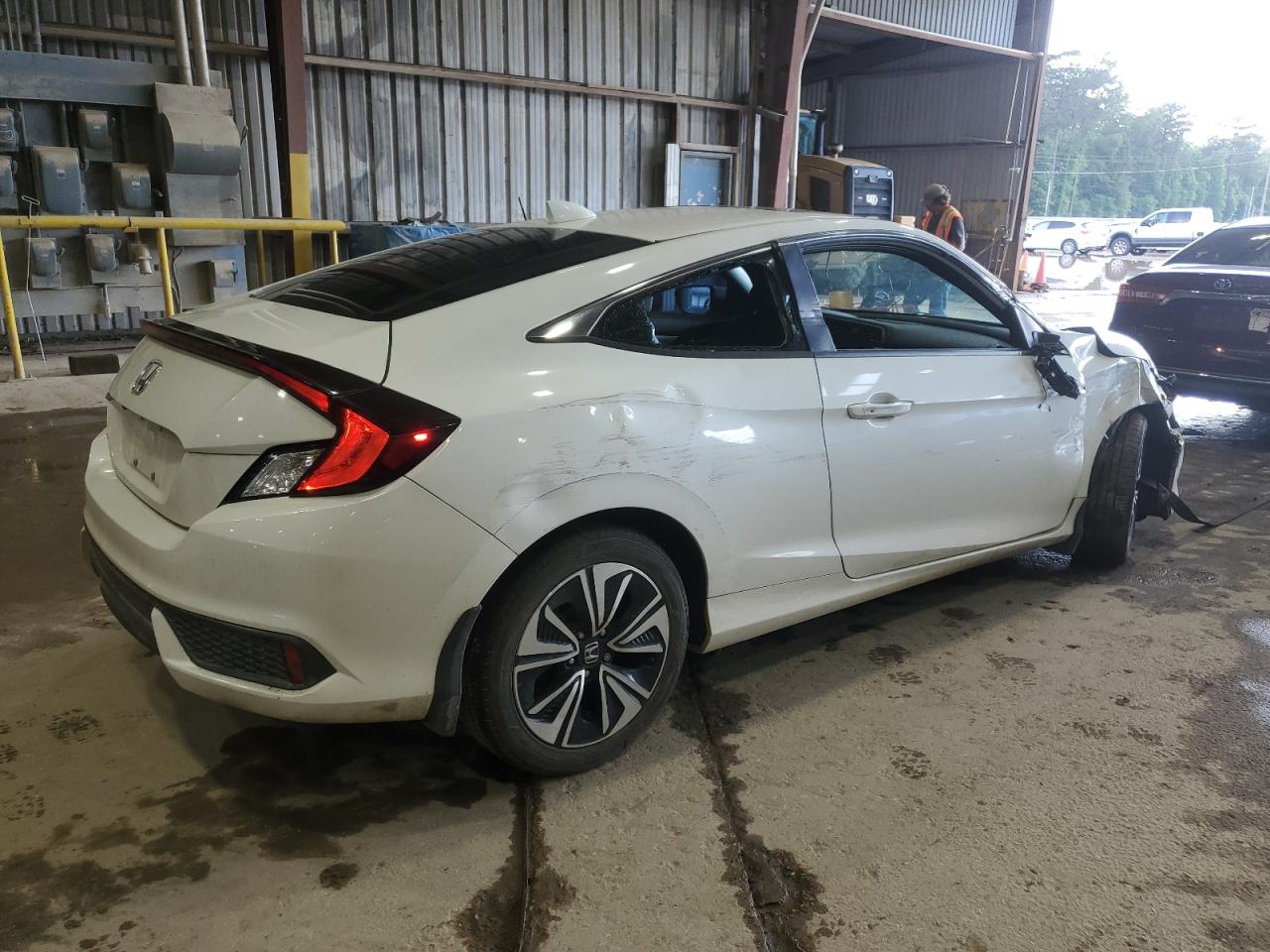 2HGFC3B76GH361298 HONDA CIVIC 2016