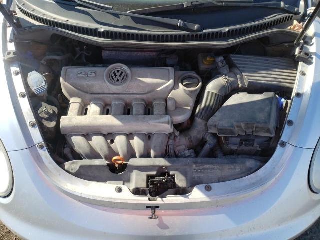 2009 VOLKSWAGEN NEW BEETLE 