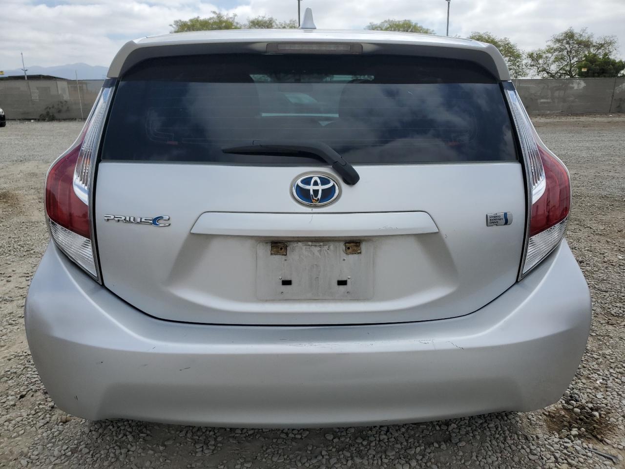 2016 Toyota Prius C VIN: JTDKDTB39G1590015 Lot: 54396425