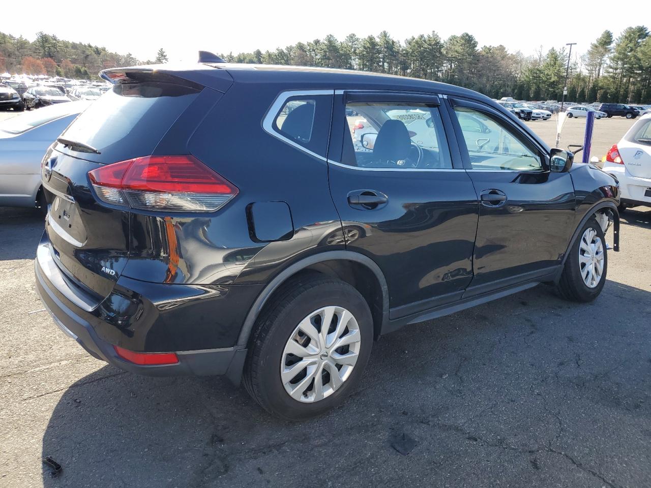 JN8AT2MV7HW257523 NISSAN ROGUE 2017