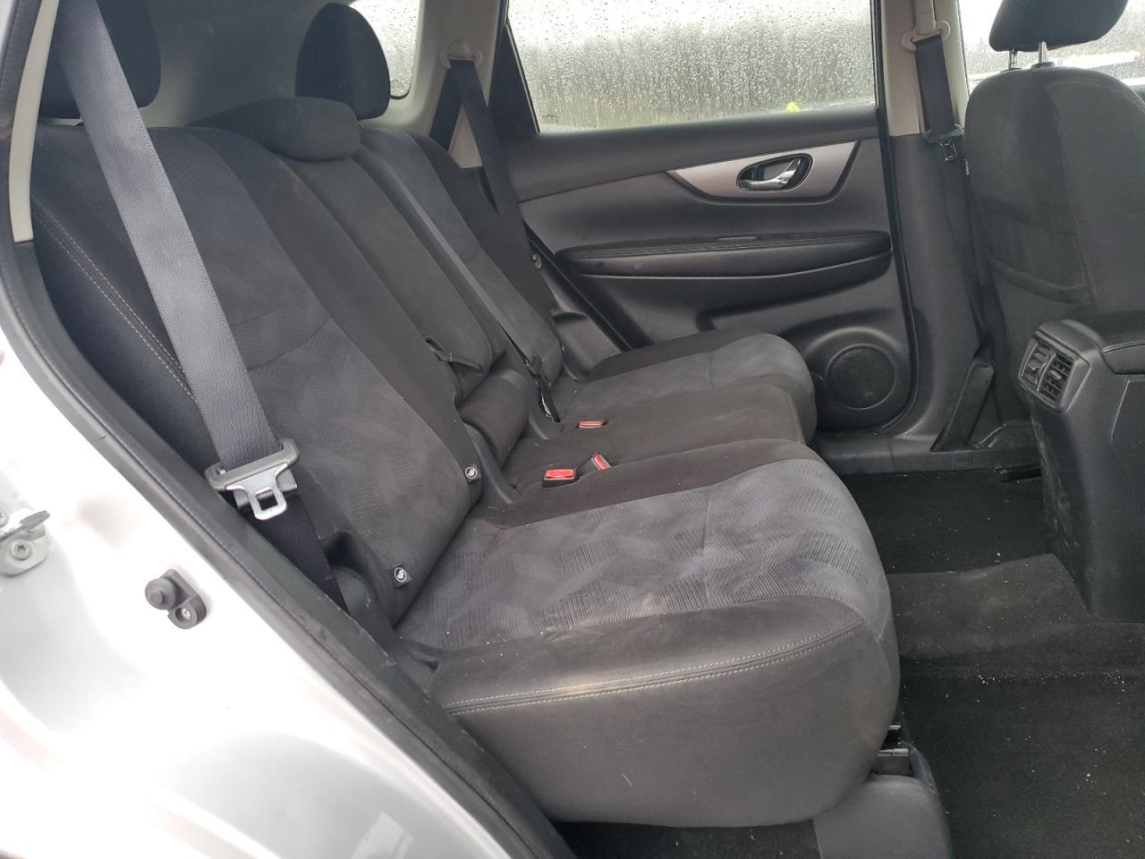 KNMAT2MV8GP614423 NISSAN ROGUE 2016