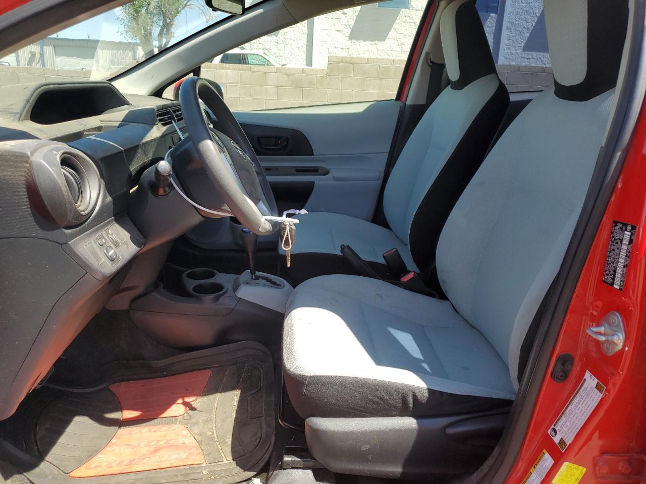 2013 Toyota Prius C VIN: JTDKDTB3XD1534368 Lot: 54012525