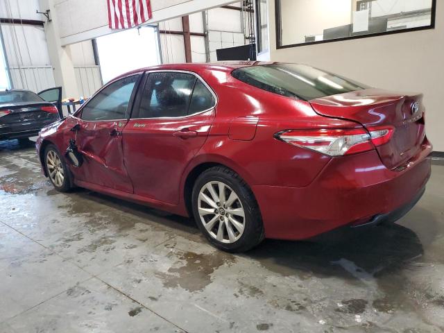  TOYOTA CAMRY 2018 Красный