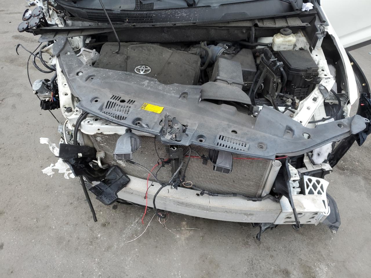 5TDBZRFH8KS924959 TOYOTA HIGHLANDER 2019
