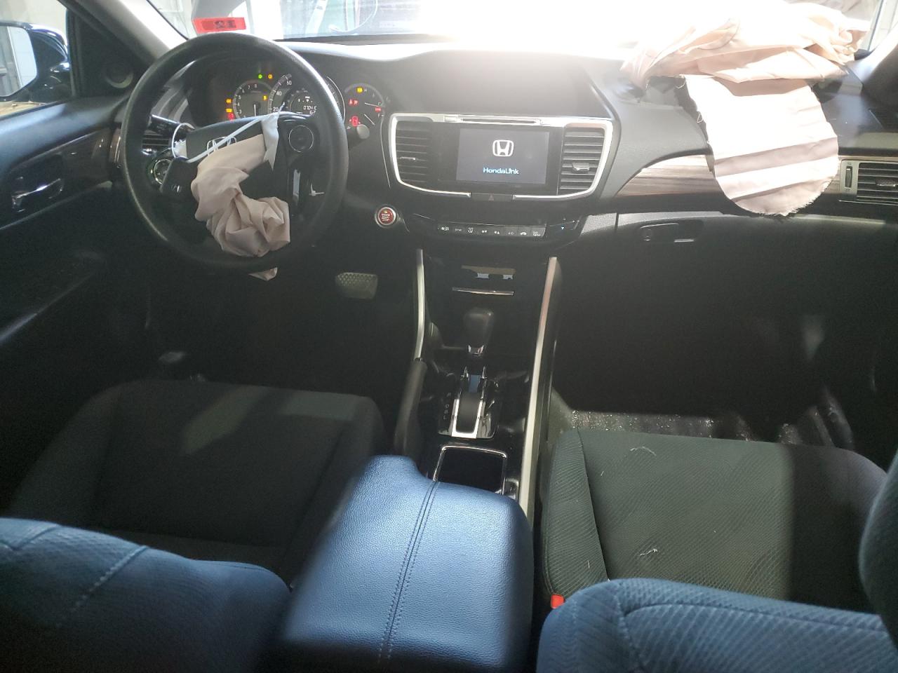 1HGCR2F77GA037006 HONDA ACCORD 2016