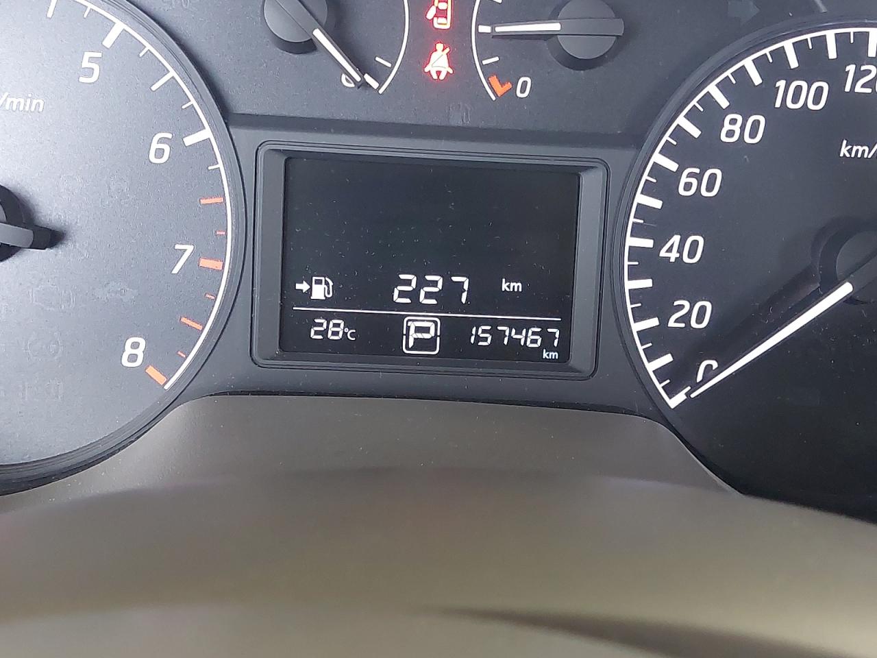 MNTBC2C96G6011560 - 2016 Nissan Tiida - #53424985