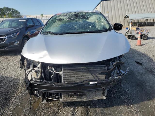  NISSAN ROGUE 2018 Silver