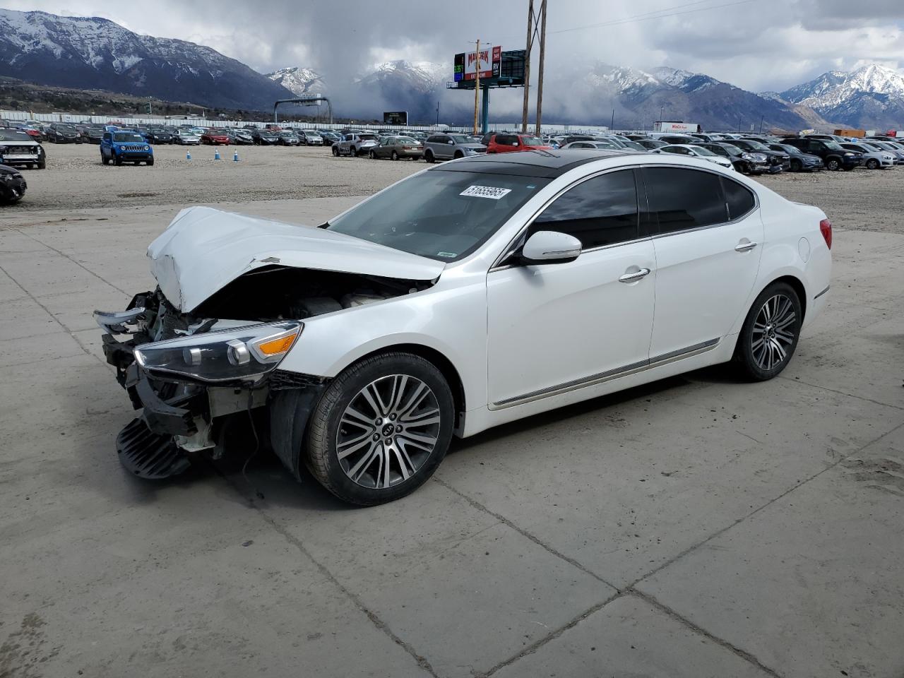 2015 Kia Cadenza Premium for Sale in Farr West, UT - Front End
